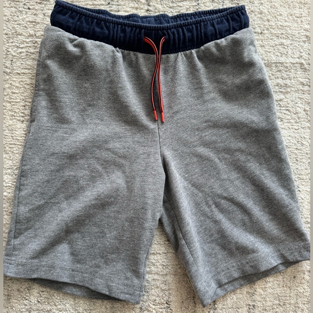 Cat & Jack grey shorts size 8/10